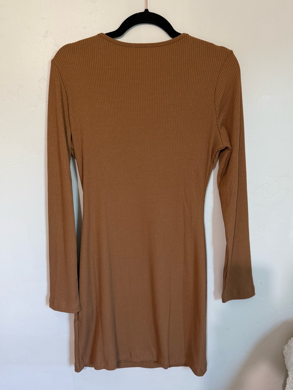 Ribbed Long Sleeve Henley Dress in Camel NWOT - Picture 2 of 4